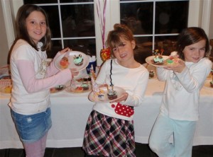 Cupcake Party Girls With Cupcakes