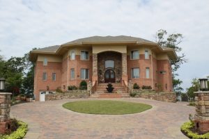 Circular drive by Sasser Construction